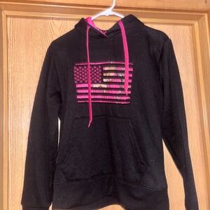 Mossy Oak Black and Pink Hoodie